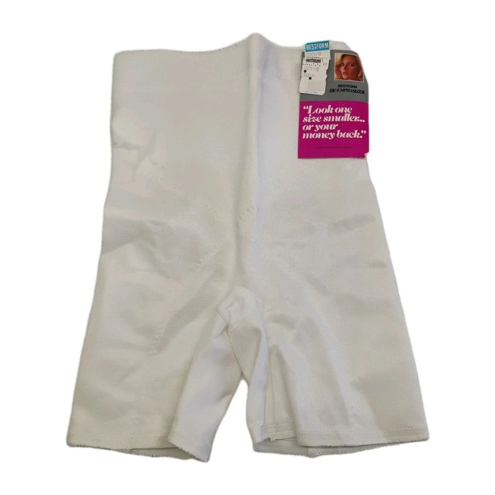 NWT Vintage Bestform MEDIUM De-Emphasizer FIRM CONTROL Shorts Panty Girdle‎ Flaw
